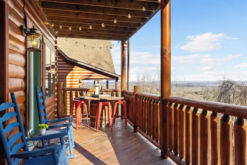 Bears Den Way by Avantstay Private Golf Sim, Firepit & Mountain Views Near Dollywood