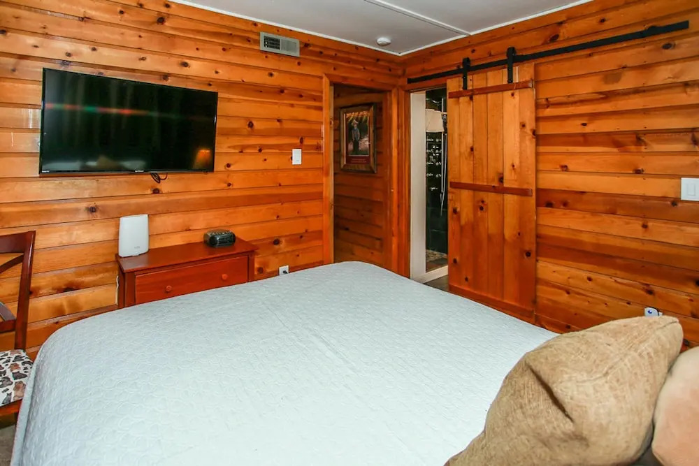 Robins Roost-1837 by Big Bear Vacations