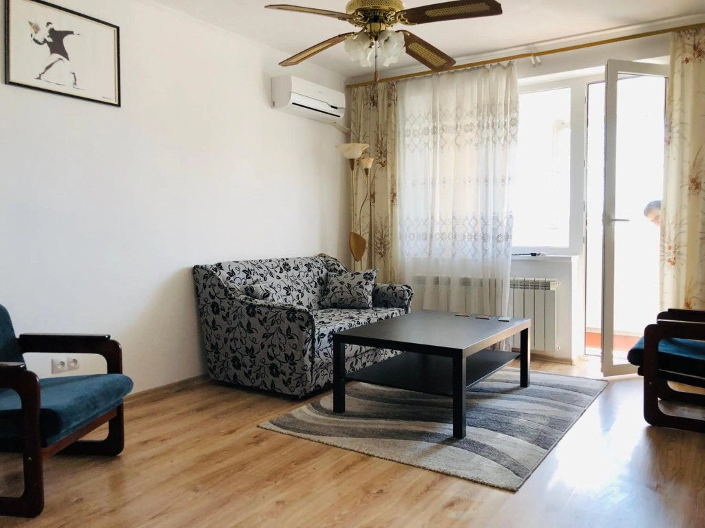 Clean apartment on Lunacharskogo street