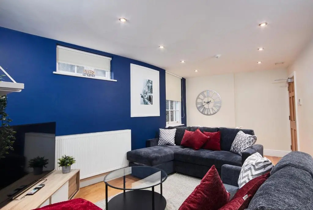 The Stunning Central Jewels Of Bath - Sleeps 24!