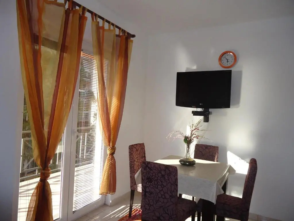 Apartments Villa Mićunović