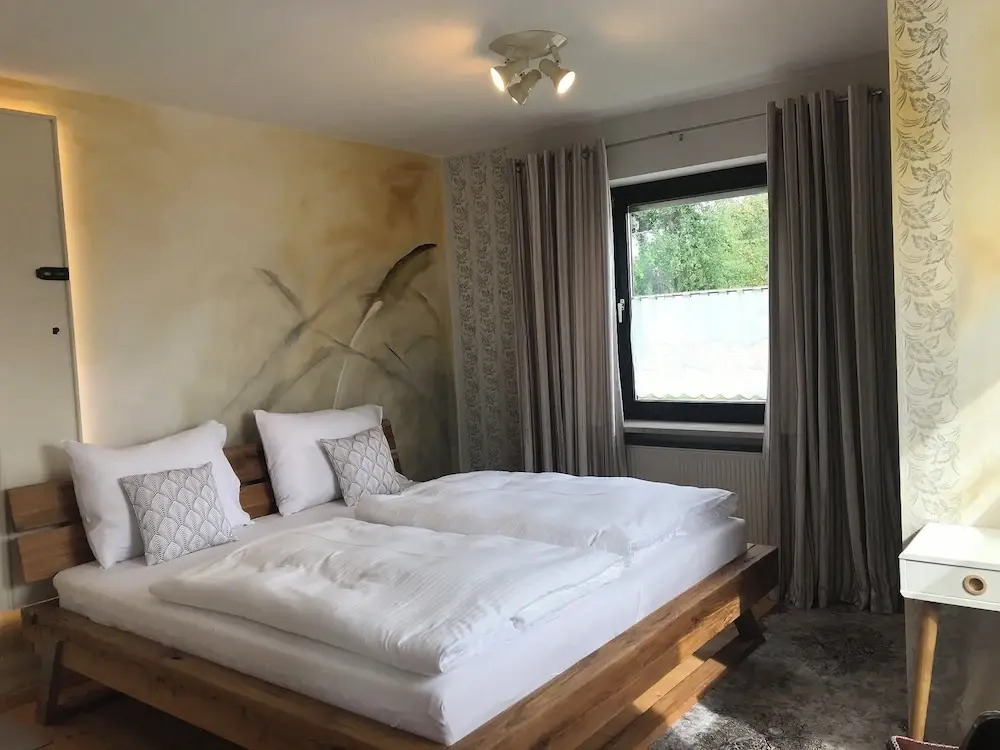 Holiday home with sauna and garden lounge