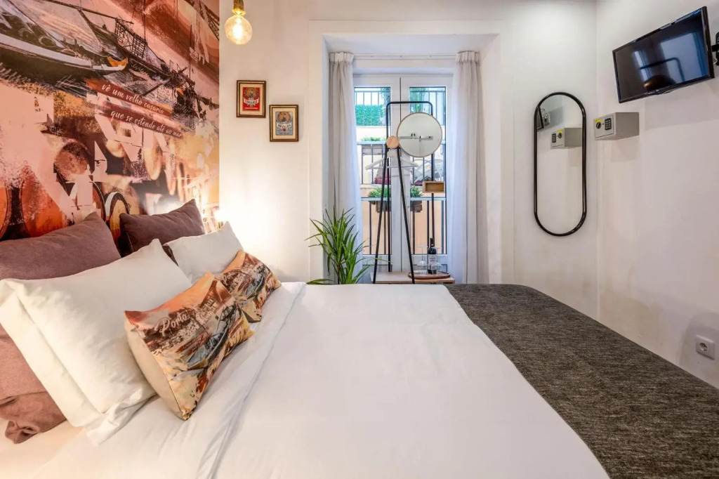 Lisbon Wine House - Rooms & Suites
