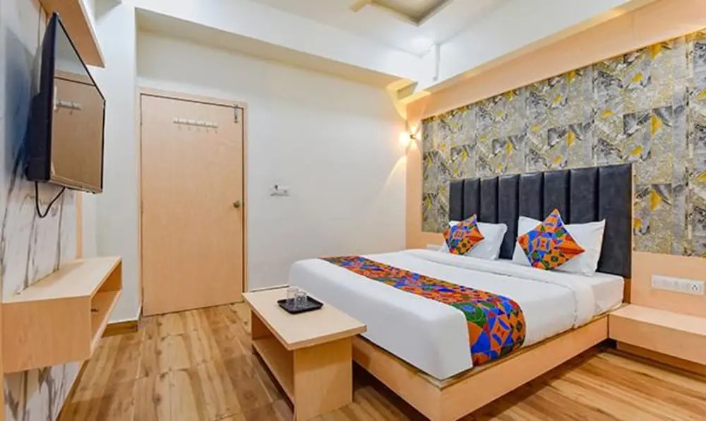 FabHotel Symphony Grand - Inside Barcelona Complex
