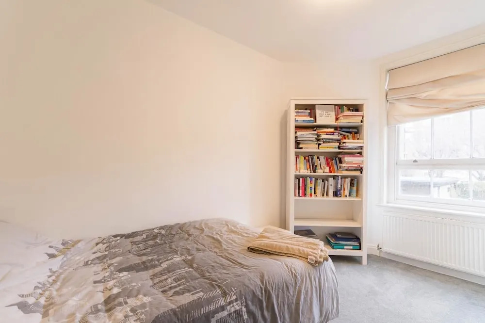 Fantastic 3BD Flat Bethnal Green London Zone 2!