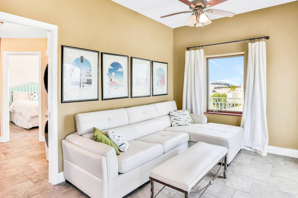 NSB Sea Turtle Manor