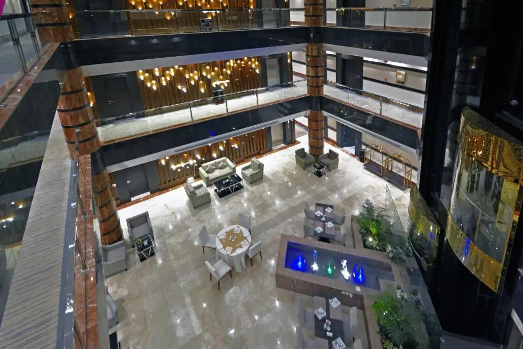 Roof Hotel Apartments