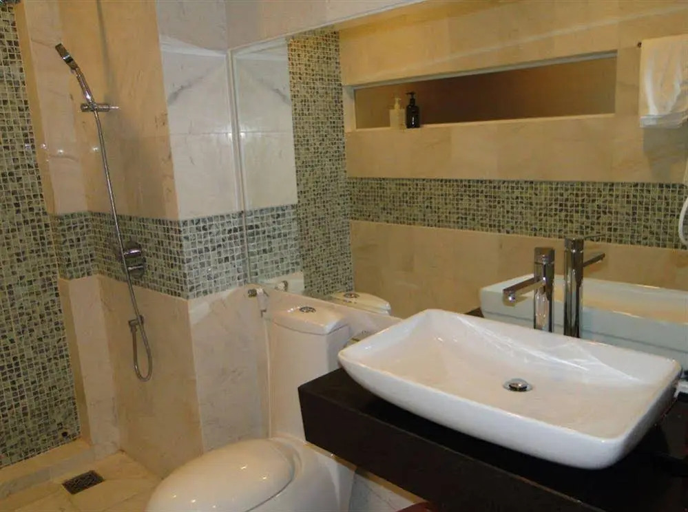 Palms Garden Saigon Apartment  Hotel