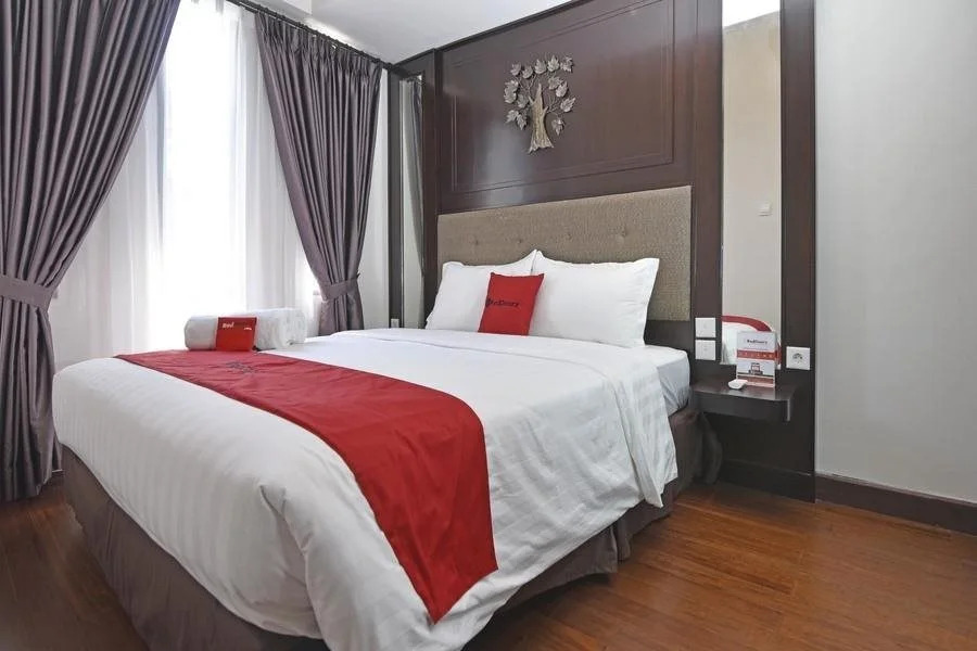 RedDoorz Plus near Pantai Jimbaran