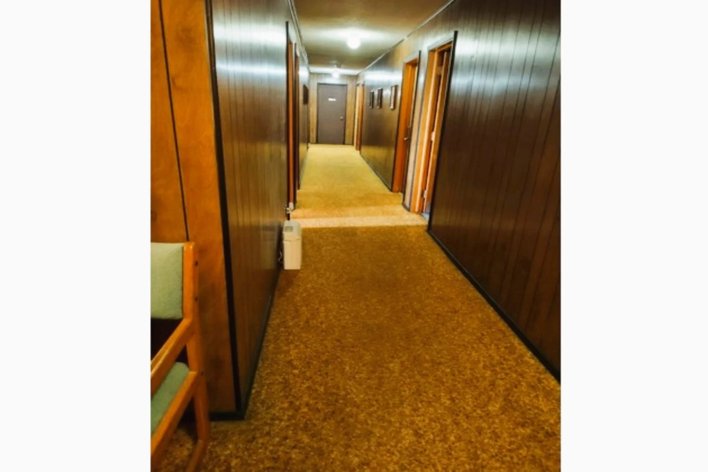 Love Hotels Voyageur by OYO at International Falls MN