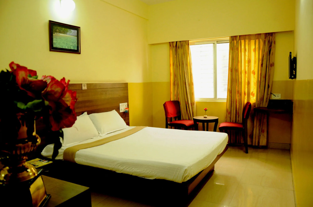 Suvarna Residency