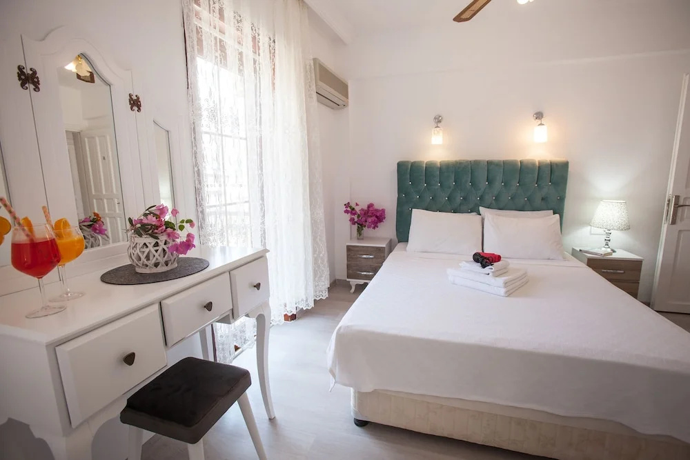 Papermoon Hotel & Apartments