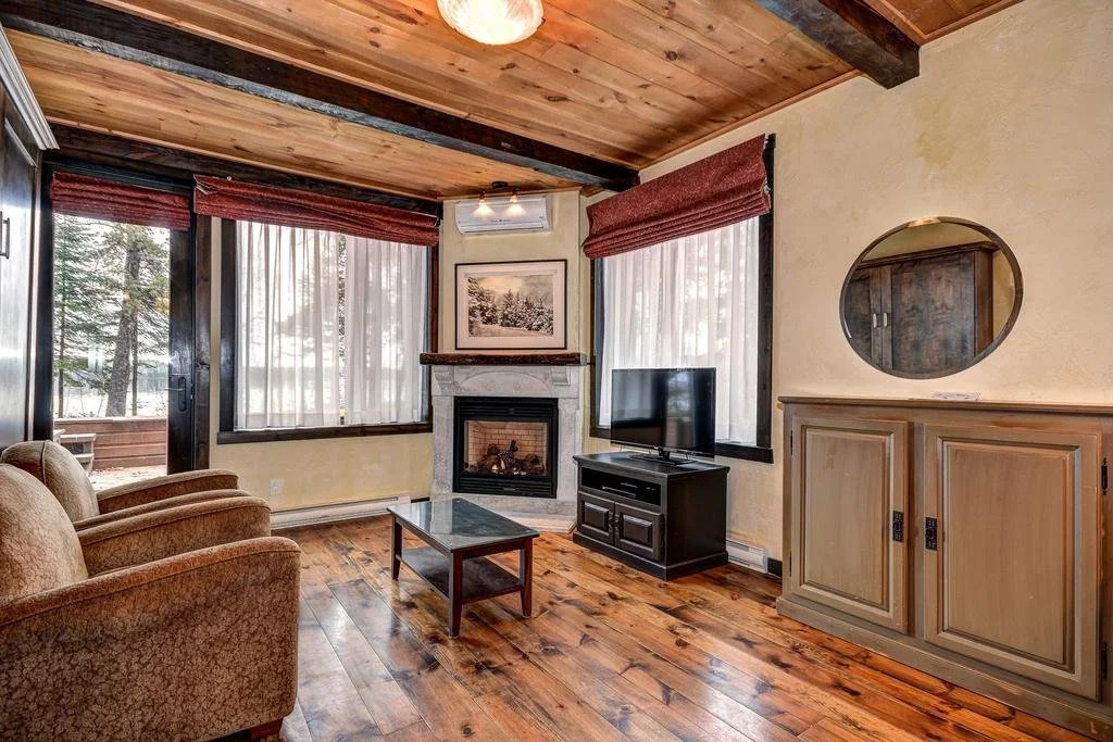Les Condos Du Lac Taureau- Rooms & Condos