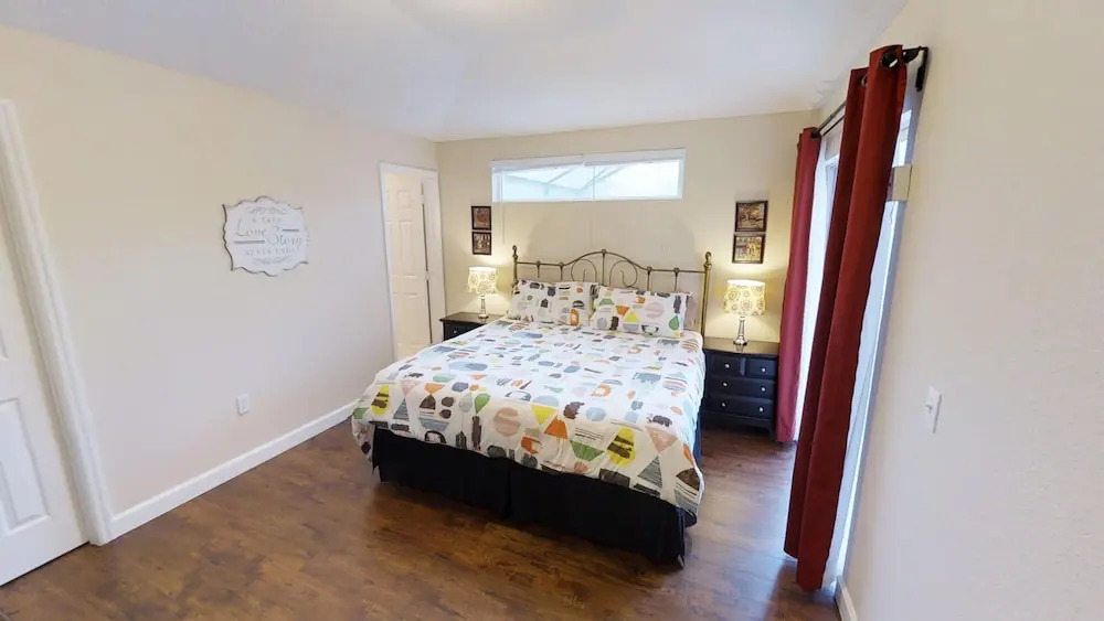 Lake Berkley Resort 4 Bedroom Vacation Home with Pool 1520