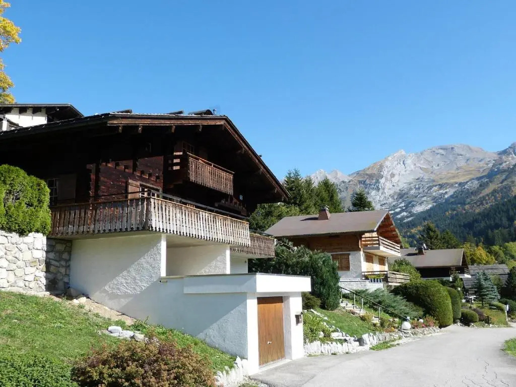 Chalet La Clusaz, 5 pièces, 8 personnes - FR-1-304-243