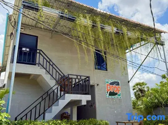 The Drop Inn