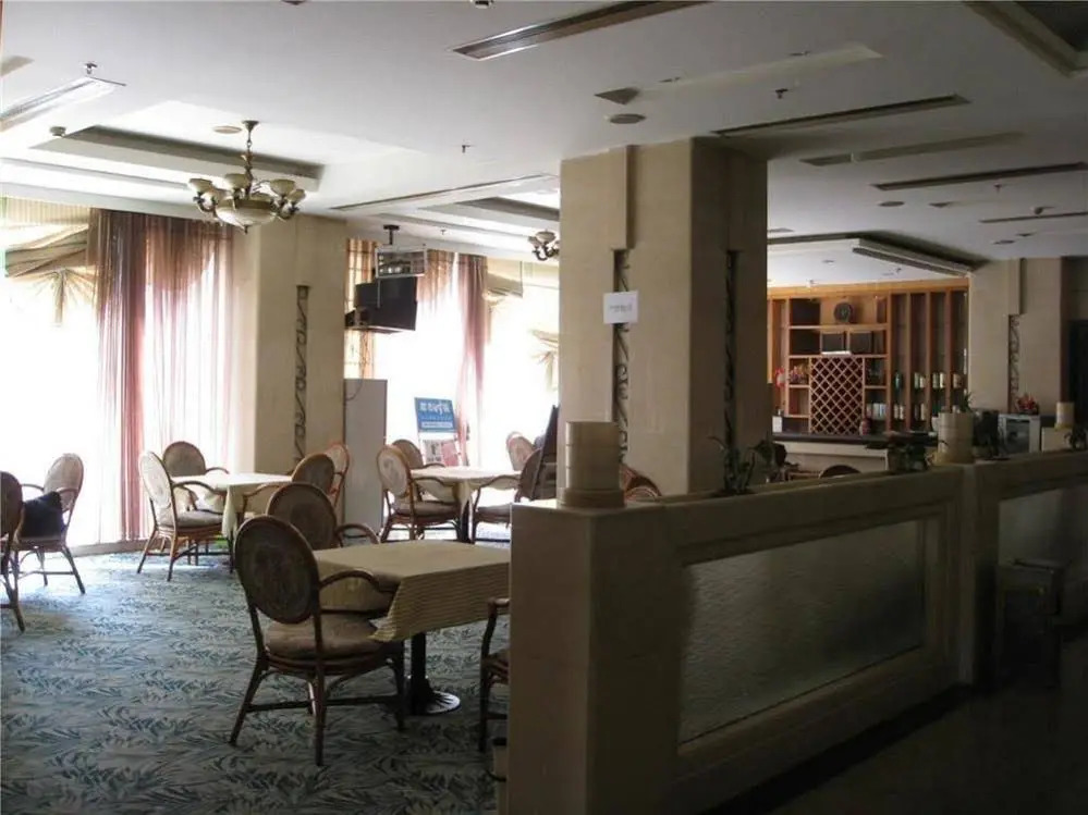 Huazhou Hotel Yunnan