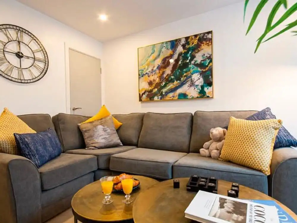 Plush Holiday Home in Coventry Near Coventry University
