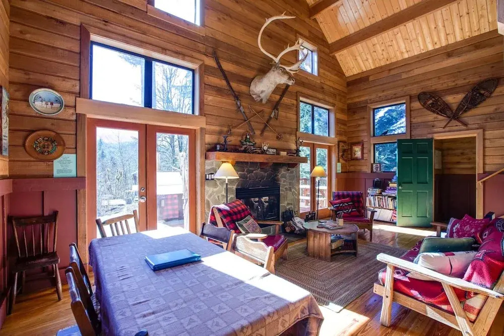 Mt Baker Rim Cabin 44 - A Cozy Rustic Cabin With Modern Charm