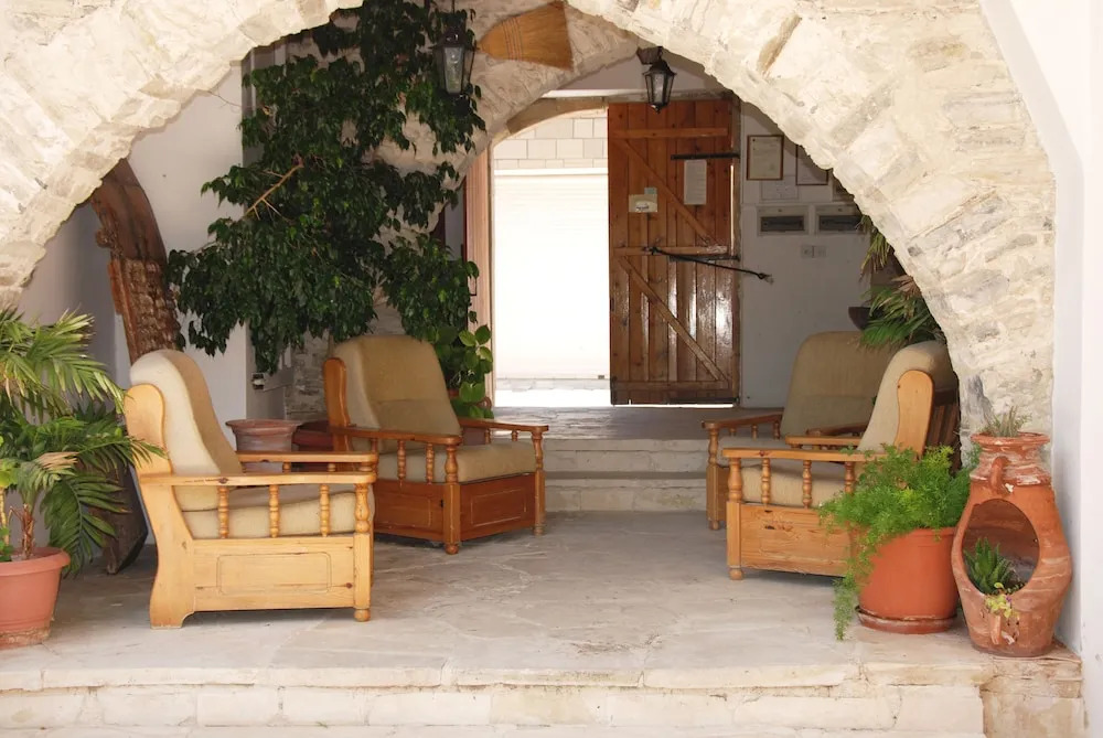 Kontoyiannis House