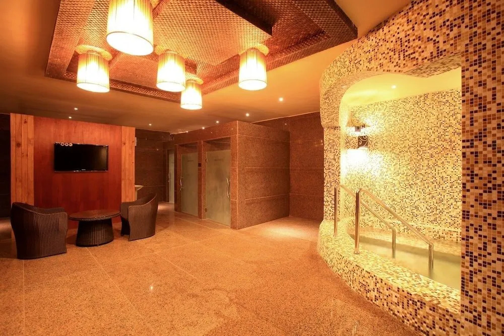 Hotel The Patricians