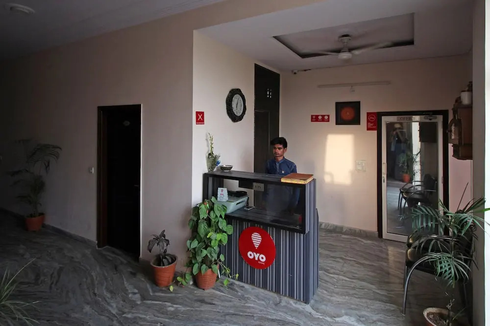 Collection O 6343 Hotel City Rooms Greater Noida