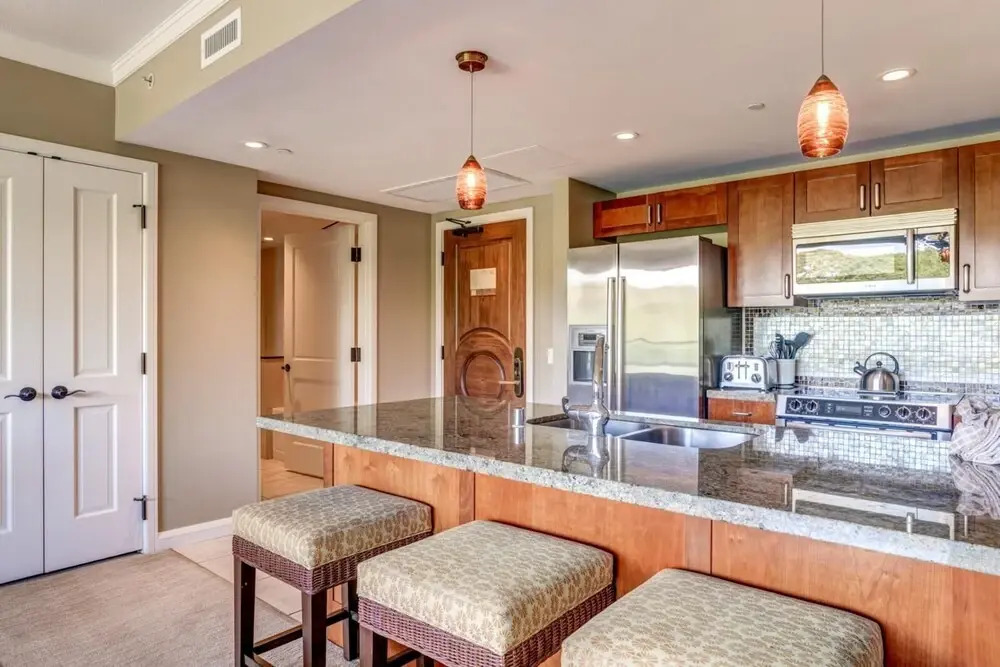 K B M Resorts- HKK-236 Spacious 1Bd villa, chefs kitchen, easy pool and beach access