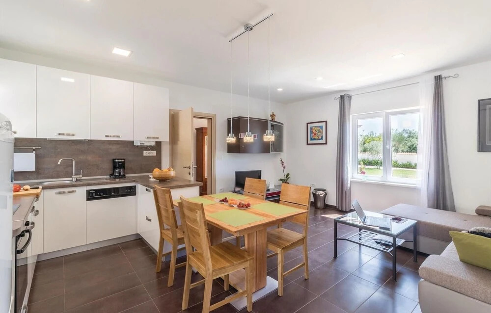Stunning Home In Pula