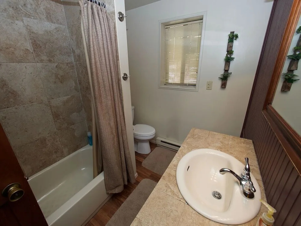 Aspen Creek - 4 Bedroom with Hot Tub on Chalk Creek Home