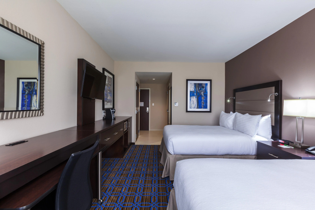 Clarion Hotel The Colony - Plano West