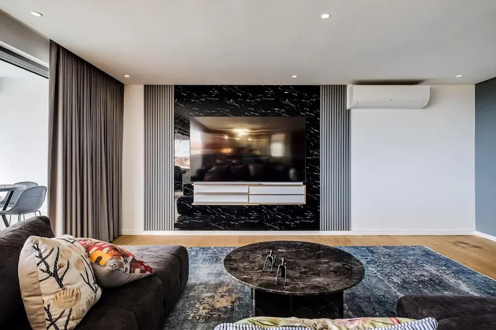 4BR Camps Bay Villa w Pool and Garden Casa Meya