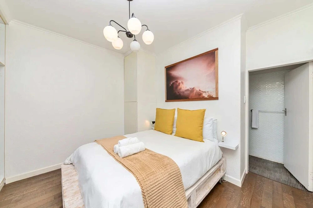 Cosy 1BD APT in the Mother City