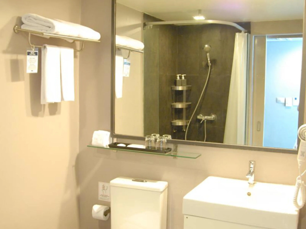 Ma Hotel