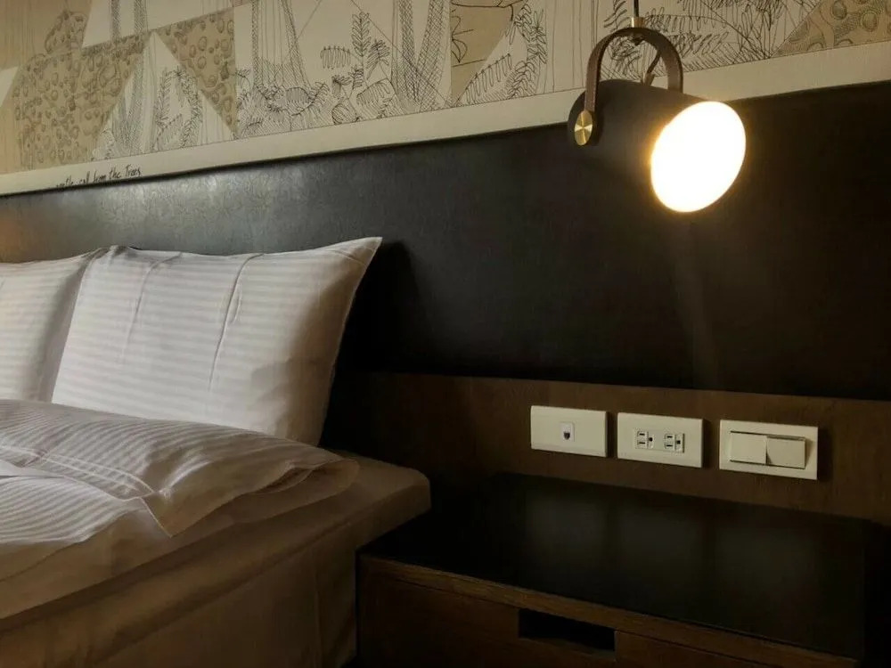 Taichung Easylazy Inn