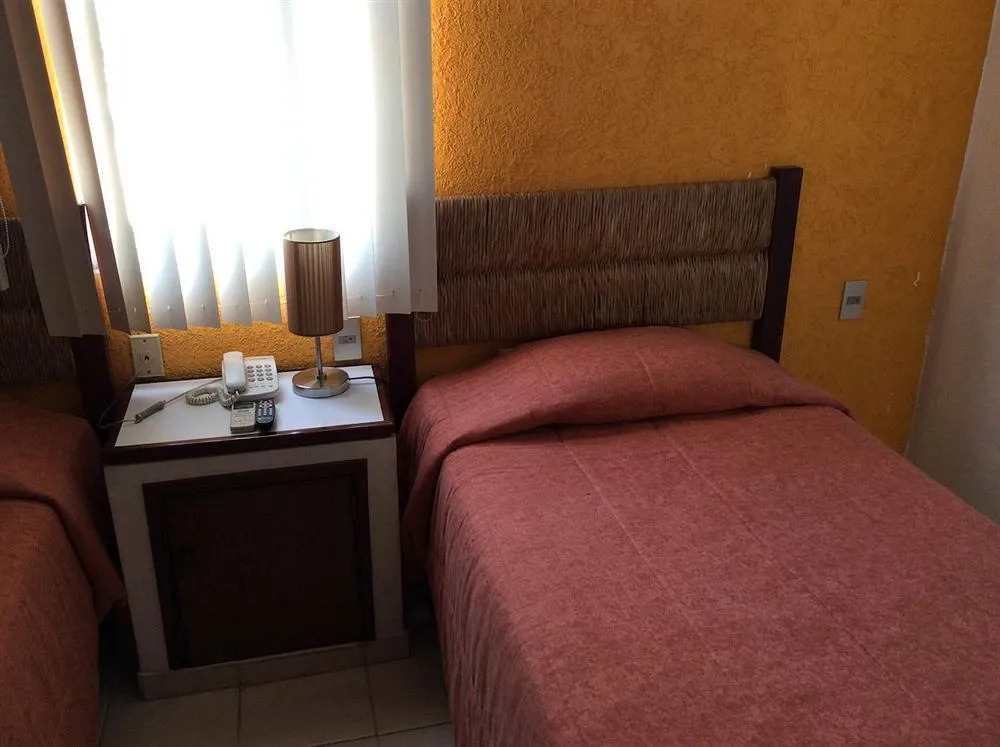 Hotel Suites Regina