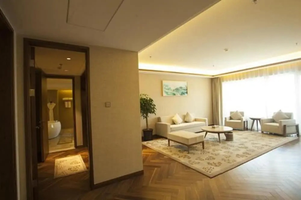 Xihai Holiday Hotel