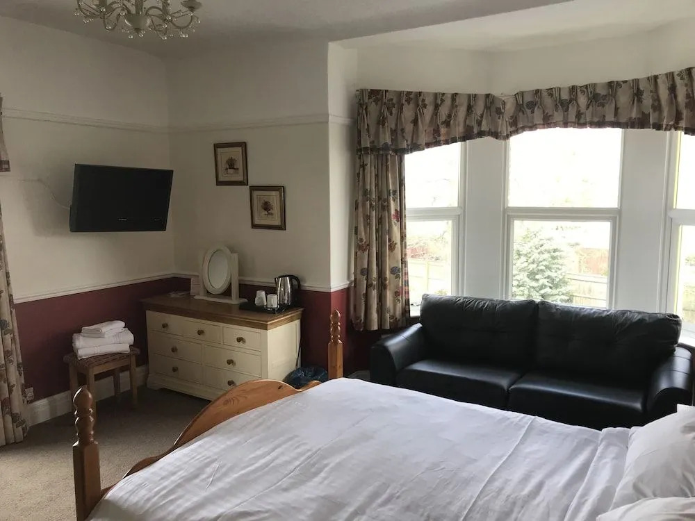 Winston Manor