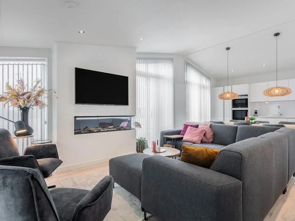 Chalet in Zeeland With Private Jetty