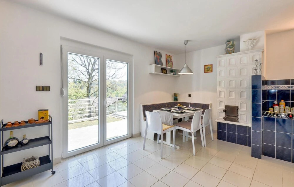 Cozy Home In Donji Zvecaj With Sauna