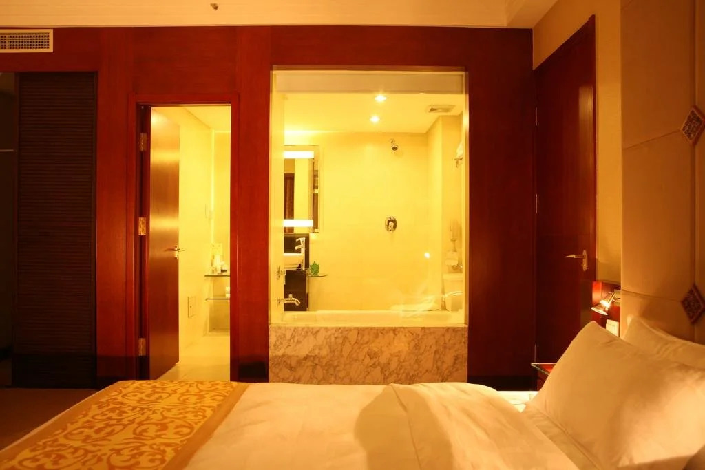 River-sky Hotel