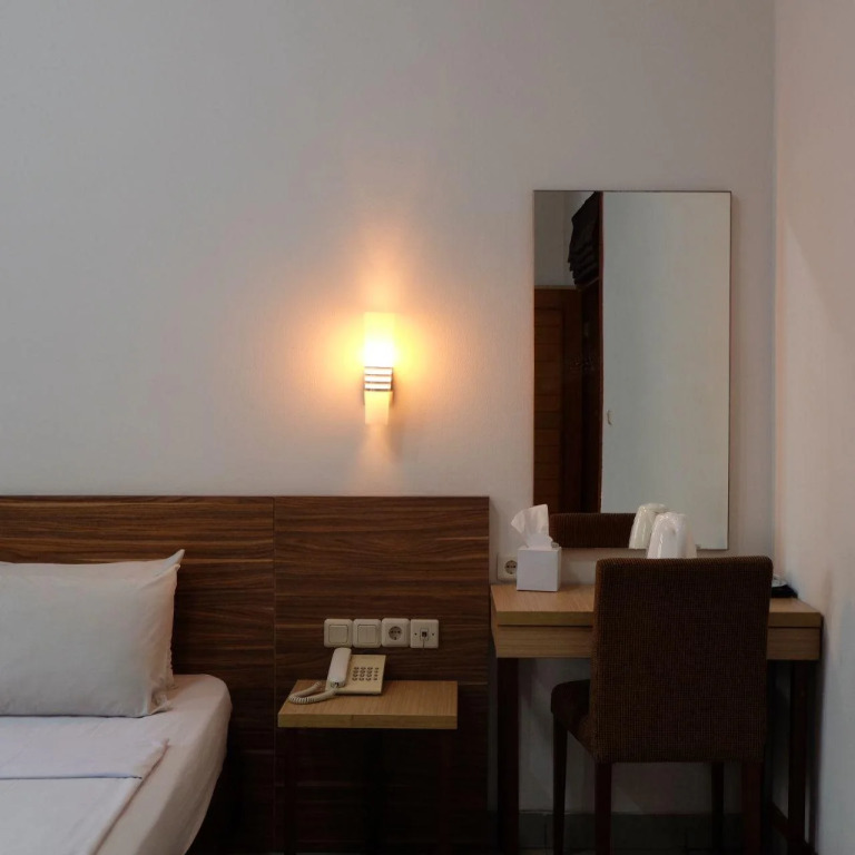 Jiro Hotel