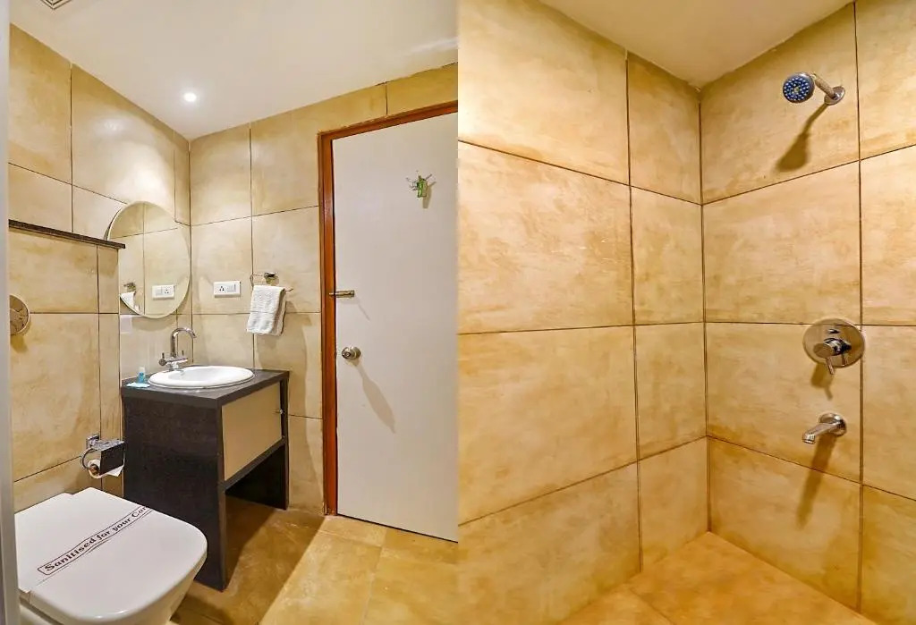 FabHotel Eminent Suites Gachibowli