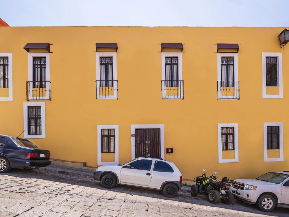 Capital O Las Calzadas Hotel & Suites