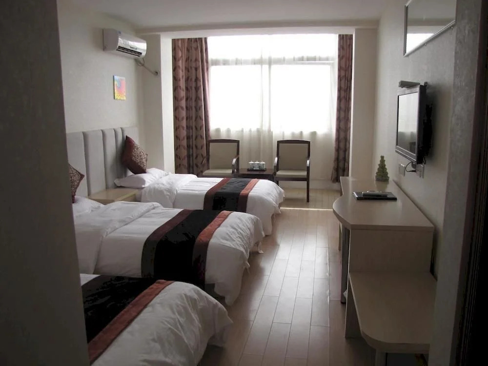 Joy Inn Qianfoshan