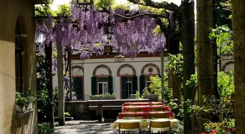 Schloss Locarno - Suites & Apartments