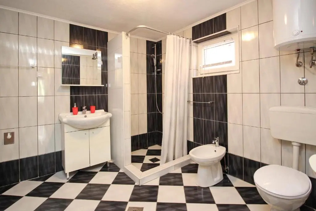 Top Apartments