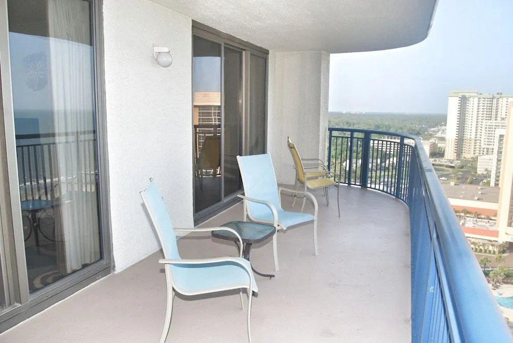 Brighton Tower 1909 3br 3ba Oceanfront 3 Bedroom Condo by RedAwning