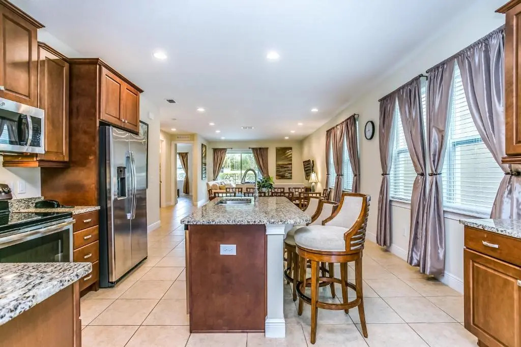 Encore Resort 8 Bedroom Vacation Home with Pool 2105