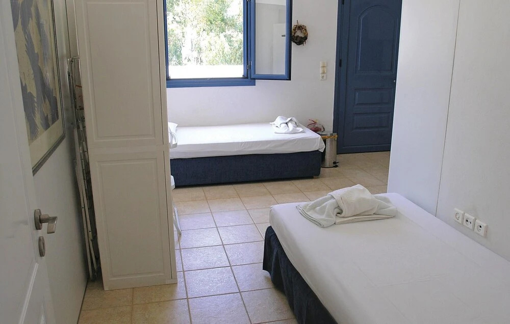 Stunning Home In Ampela, Syros