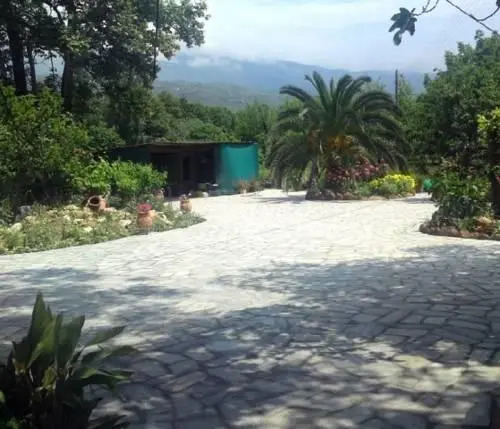 Okeanis Apartments